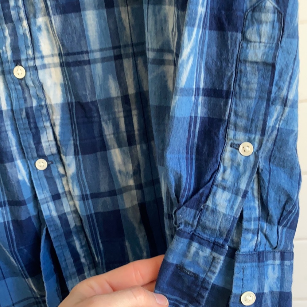 Ralph Lauren Navy Blue and White Tie Dye Long Sleeve Plaid Lightweight Shirt - Picture 2 of 4